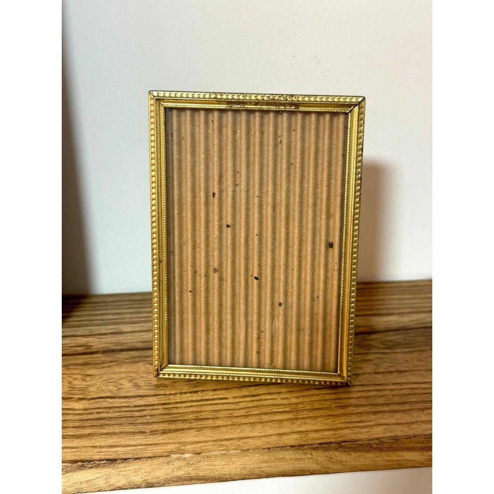 Vintage Ornate small Brass Picture Frame 5.25" x 3.75" Tabletop Photo Frame
